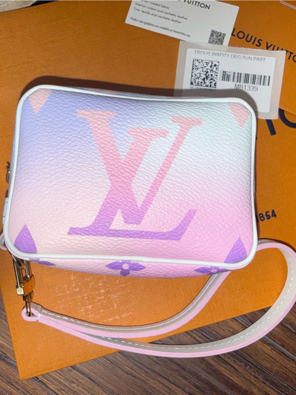 Louis Vuitton Wapity Case M81339 Sunrise Pastel NWT - Picture 2 of 9
